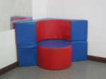 fauteuil cubipouf rouge et bleu vignette